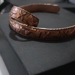 اسورة نحاس نقش فرعوني